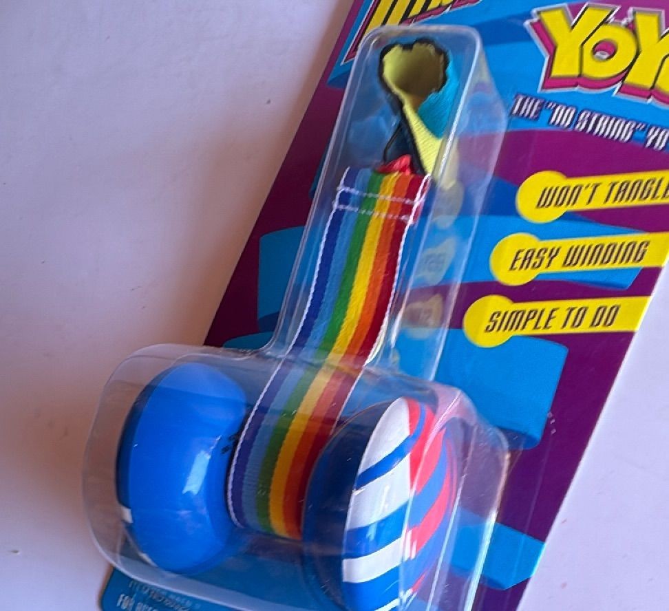 Rare 1992 Marchon Ribbon Spinnin’ YoYo Vintage Toy New Sealed Collectible — photo 10 of 12