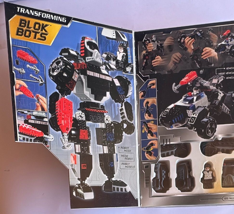 Mega Bloks Blok Bots Swat 9332 Transforming Robot Set 185 Pieces 2000 Vintage — photo 9 of 13