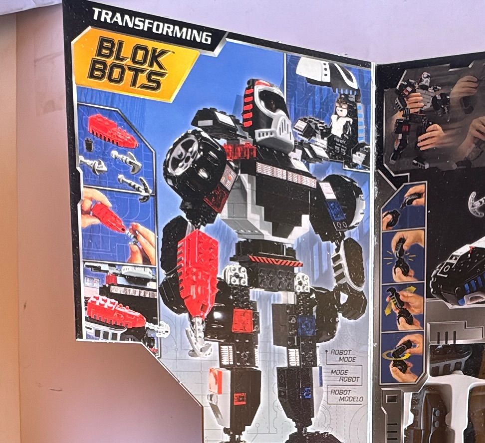 Mega Bloks Blok Bots Swat 9332 Transforming Robot Set 185 Pieces 2000 Vintage — photo 10 of 13