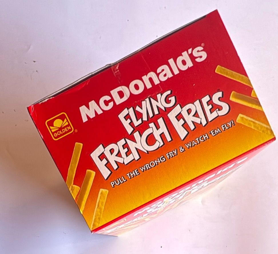 1993 Mcdonalds Flying French Fries Game Golden Complete Boxed Vintage Toy — photo 8 of 9