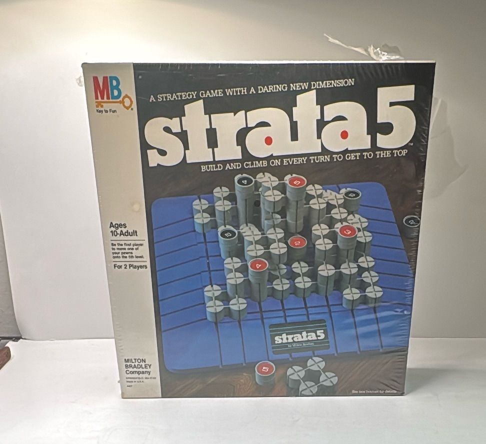 Strata 5 1984 Milton Bradley Sealed Vintage 3d Strategy Board Game Rare — photo 3 of 14