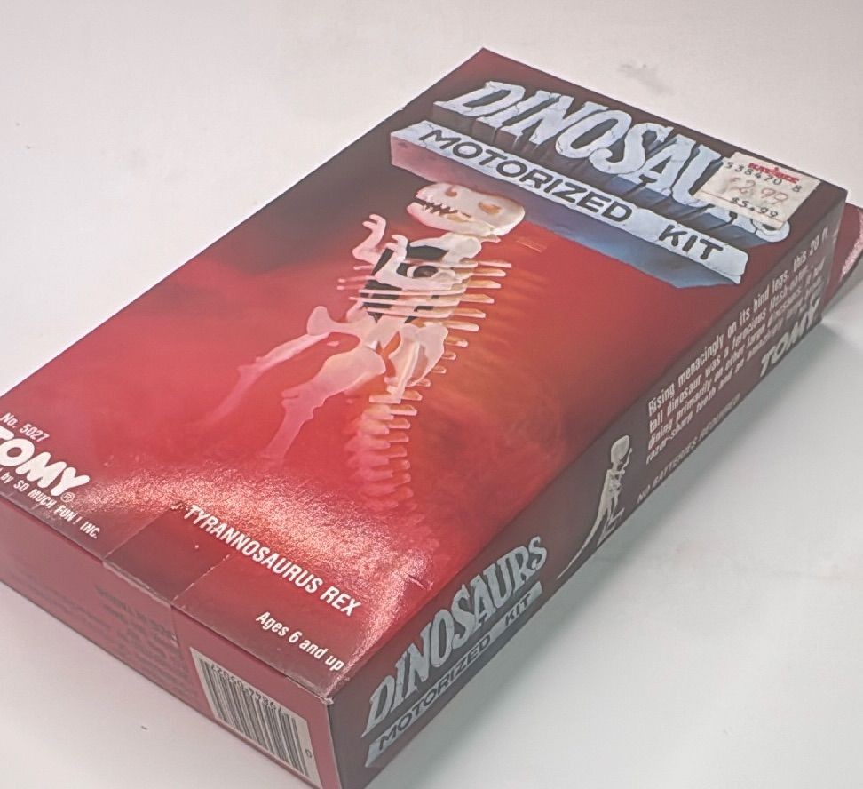 1987 Tomy Dinosaurs Motorized Kit Tyrannosaurus Rex No 5027 Vintage New In Box — photo 7 of 8