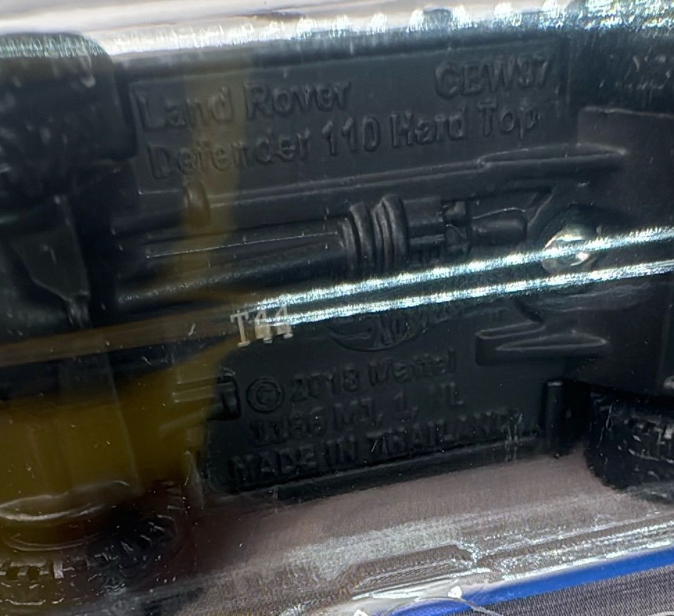 Hot Wheels Premium Fast & Furious Land Rover Defender 110 Collectible — photo 7 of 8