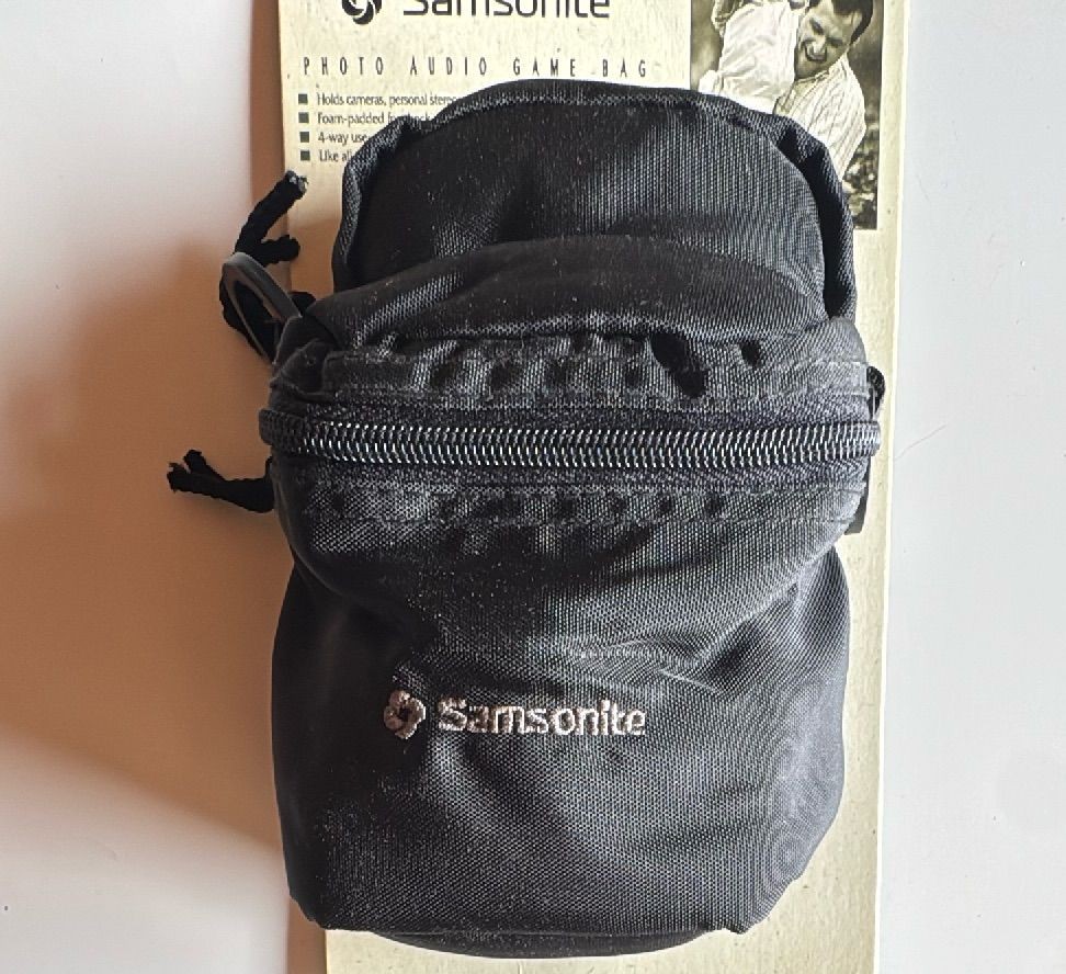 Samsonite Photo Audio Game Bag Model 25BK-E 1995 Black Nylon Padded Case — photo 8 of 8