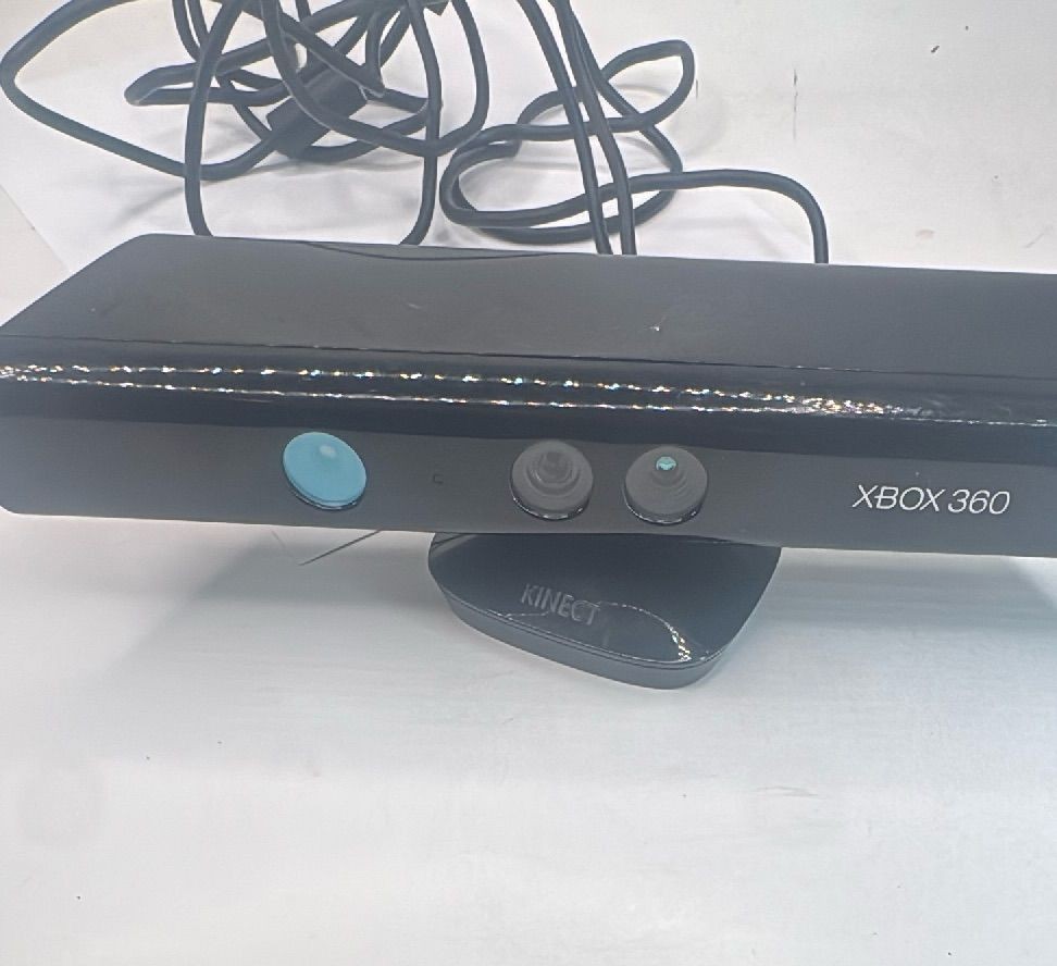Microsoft Xbox 360 Kinect Sensor Model 1414 Motion Camera Black Used — photo 12 of 12